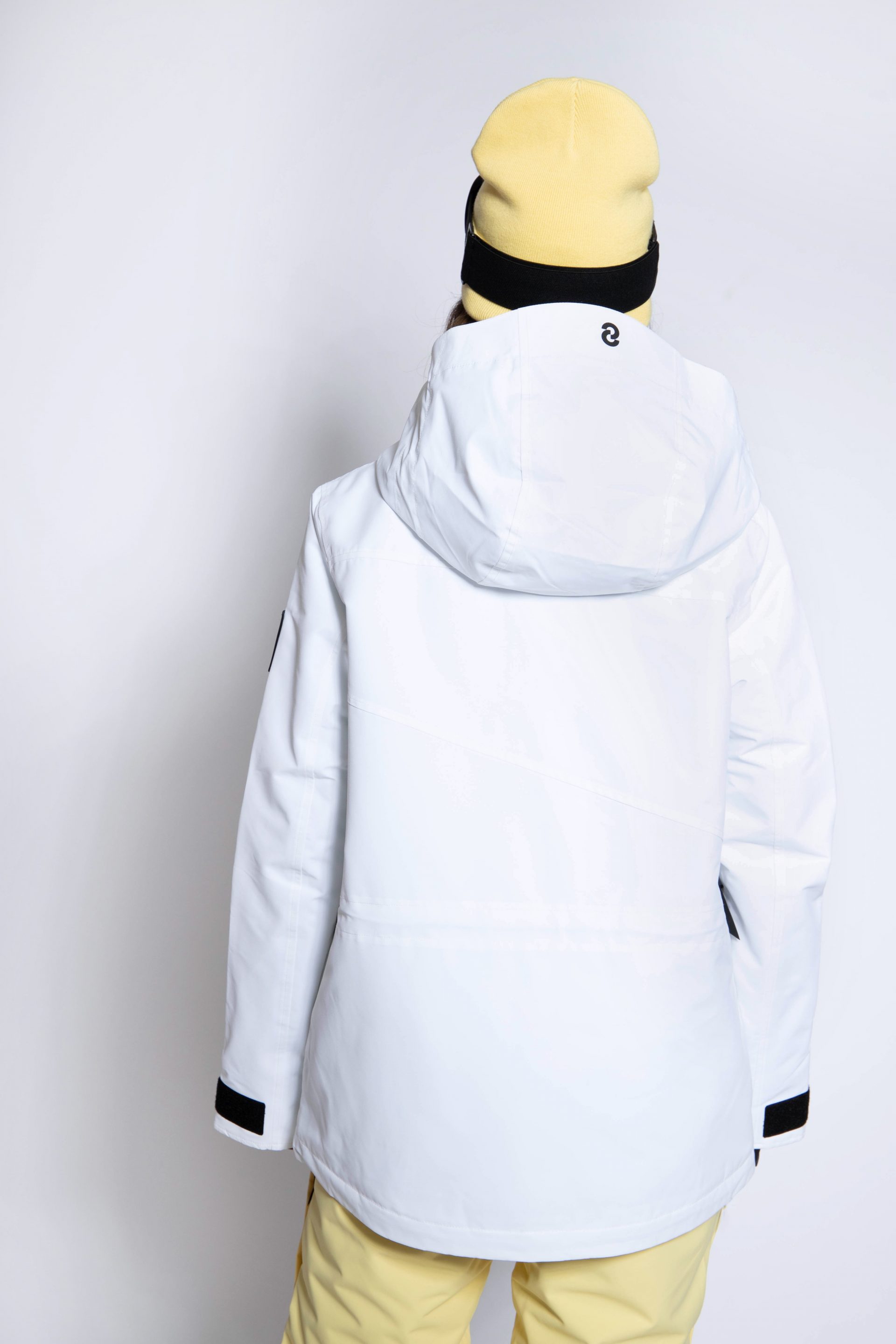 Renewed - Aura Ski Jacket White - Medium - Women's