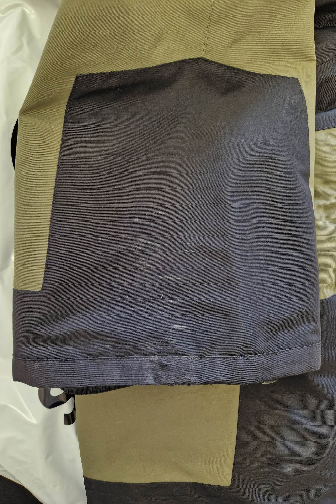 Renewed - Lynx Ski Pants Olive Green - Medium - Men's